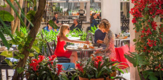 Bringing The Mall Experience Online: Shopping Centers Go Digital bringing-the-mall-experience-online-shopping-centers-go-digital